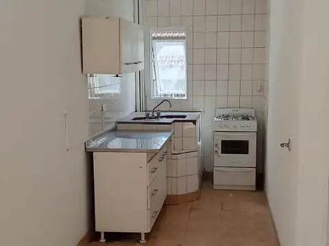 Depto Tipo Casa en Alquiler de 3 ambientes