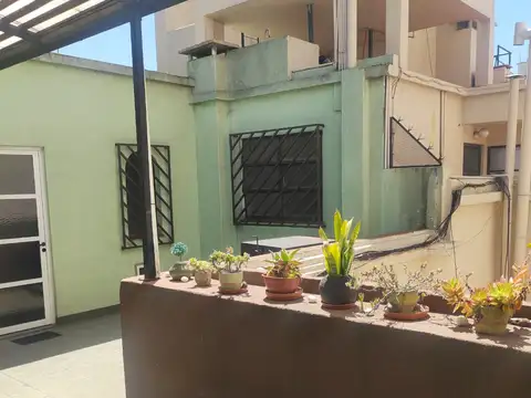 Departamento en venta en San Cristobal     CON PATIO Y TERRAZA  