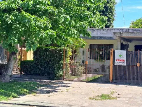 Oportunidad Casa 4 Amb a Reciclar Smith 1319 Ezpeleta Este