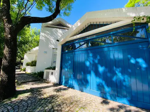 Fco Narciso de Laprida al 100