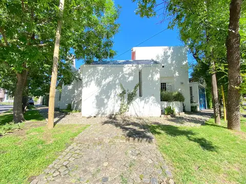 Casa en Venta en Ituzaingo, USD 220.000