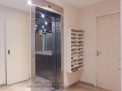 San Juan 2200, Piso 5