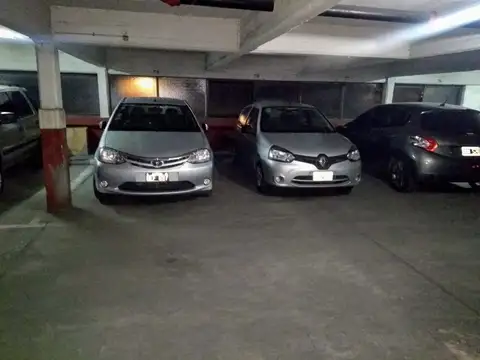 Moldes e/ Mendoza y Avenida Juramento