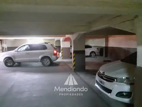 Cochera MODERNA con montacargas en Zona Centro - Mar del Plata
