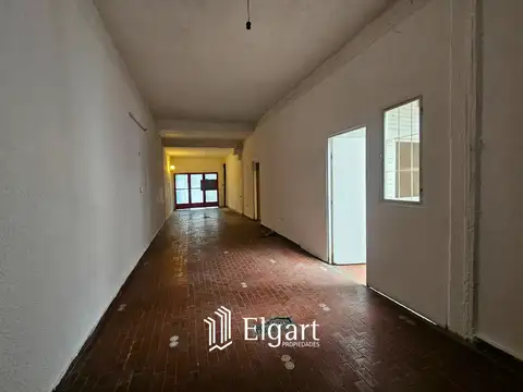 Casa 4 ambientes con 4 baños