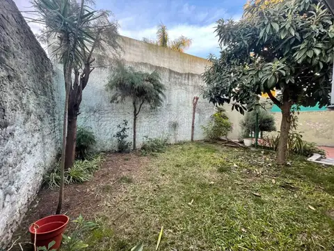 Depto Tipo Casa en Alquiler en Villa del Parque, $ 850.000