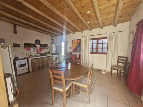 CASA EN VENTA CALLEJÓN LUCONI TUPUNGATO