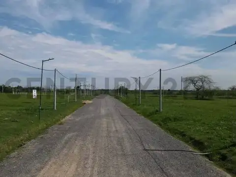 LOTES EN BARRIO ABIERTO SENDEROS, GORINA