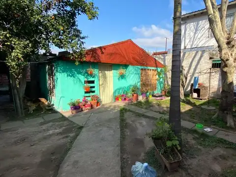 Calle 19 3600, Berazategui.