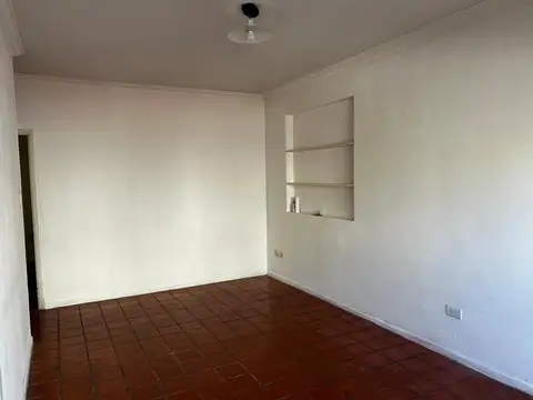 Departamento en Alquiler en Agronomia, $ 525.000