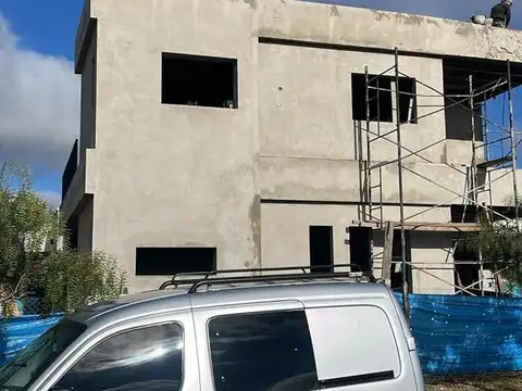 CASA A ESTRENAR EN SANTA ELISA