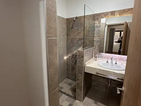 Regadío y Estel Gutiérrez Laulne