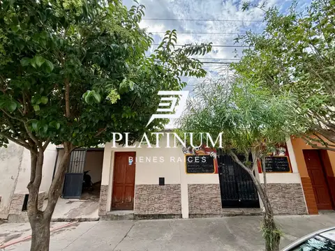 VENTA – Oportunidad Única en Salta: Casa + 2 Locales Comerciales con Renta Potencial a metros de Av. Arenales
