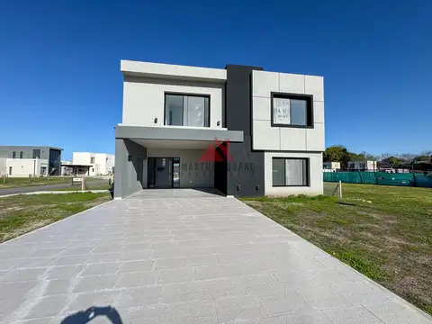 Casa en Venta al Este