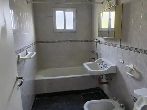 Departamento 3 ambientes con 1 baño