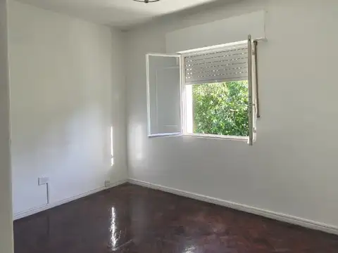 Departamento en Alquiler en Versalles, $ 650.000