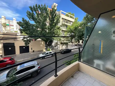 Alquiler Departamento 1 dormitorio con patio grandre en Pichincha Rosario