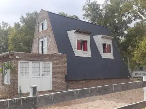 Plache e/ Monte Hermoso y Bristol