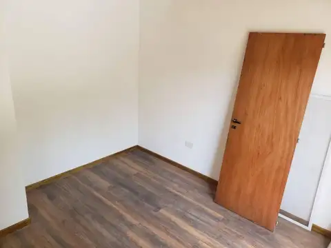 Duplex 3 Ambientes con Cochera y Patio en Planta Baja a Estrenar