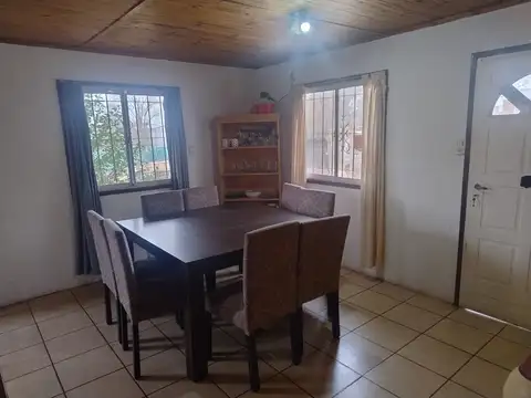 Casa en Venta con 1 cochera