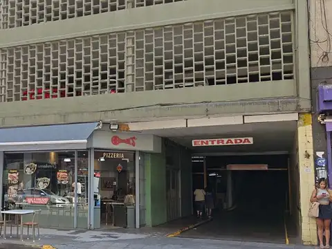 Venta Cochera cubierta  1ºPiso Mar del Plata
