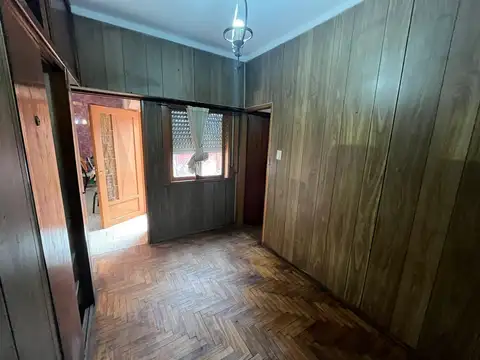 Depto Tipo Casa en Venta 50 años