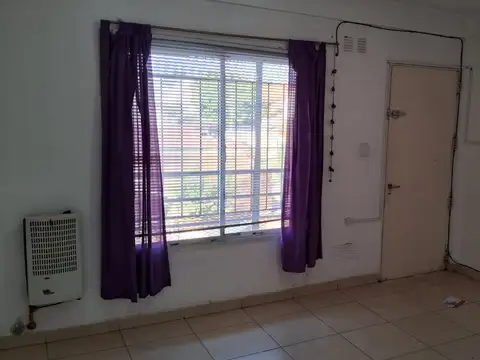 Departamento en Alquiler en Moron Norte, $ 295.000