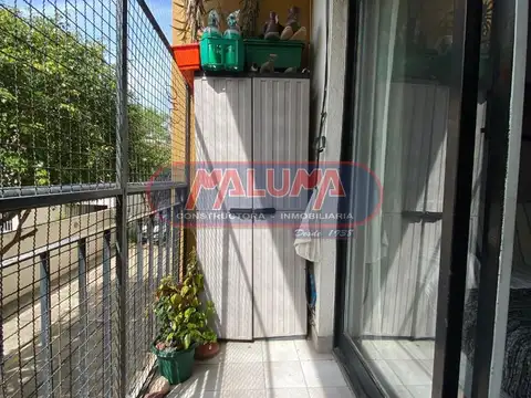 Departamento 4 ambientes con 2 baños