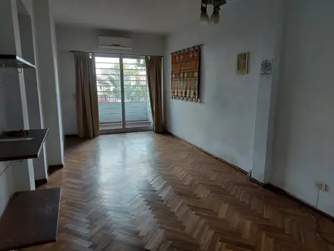 Departamento en Venta 3 ambientes con cochera Beccar