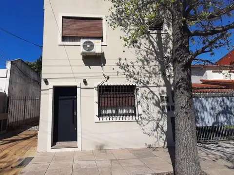 Departamento  en Venta ubicado en Castelar, Morón, G.B.A. Zona Oeste - AMA0038_LP545107_8