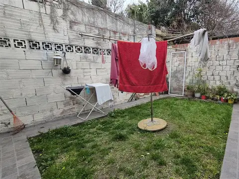 Depto Tipo Casa en Venta de 2 dormitorios