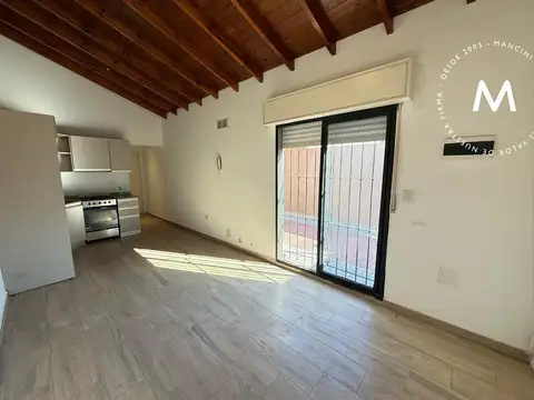 Depto Tipo Casa en Venta de 2 ambientes