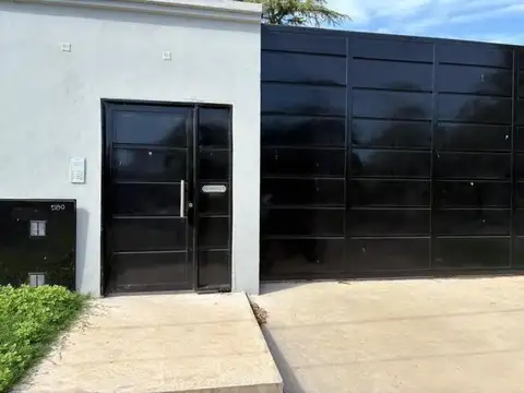 Casa en Venta en Pergamino, USD 160.000