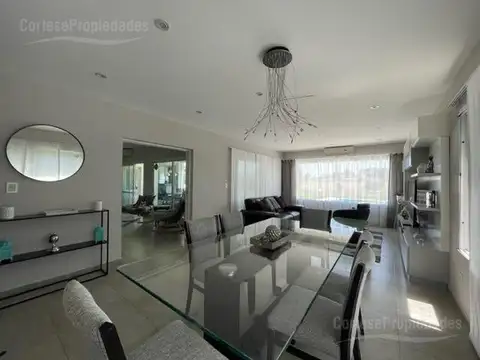 Casa en Venta al Oeste