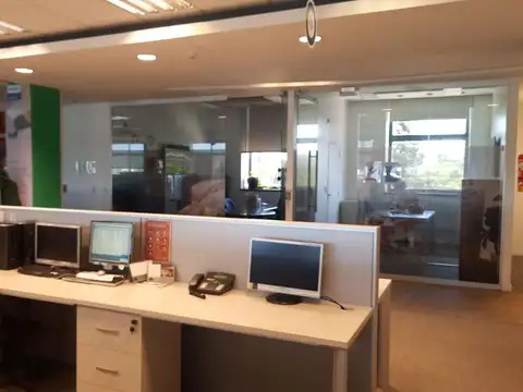 Oficina en Alquiler al Oeste