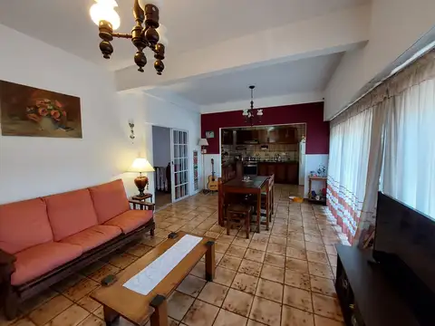 Depto Tipo Casa en Venta de 3 ambientes