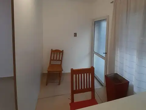 Local en Alquiler en Centro, $ 365.000