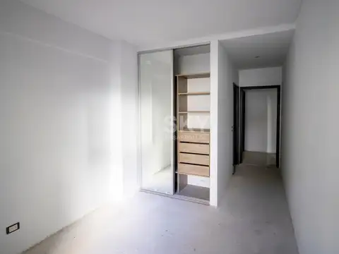 Manuel Ugarte 2504 -  205