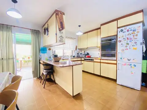 Casa en Venta en Flores, USD 325.000