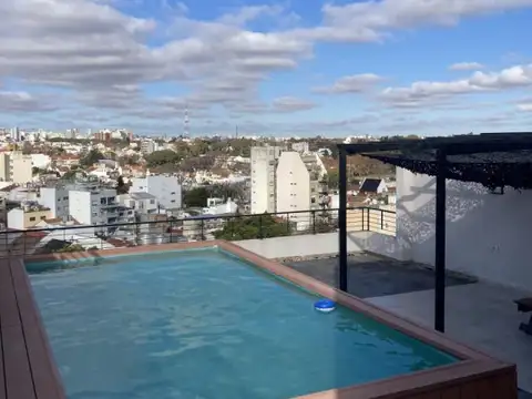 Av Ricardo Balbin 4100