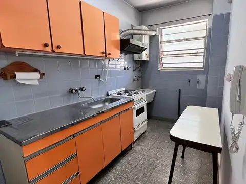 MONOAMBIENTE EN VENTA VILLA GRAL. MITRE  LUMINOSO