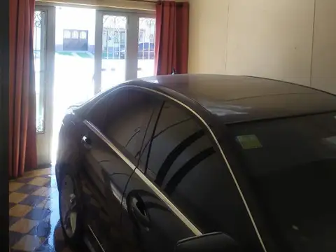 Av Jose Batlle Y Ordoñez (A) 400