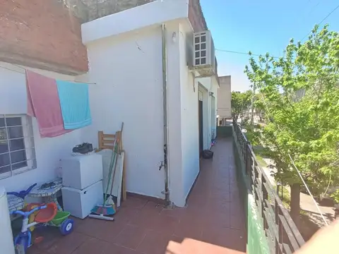 Depto Tipo Casa en Venta de 3 dormitorios