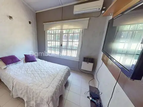 Casa Quinta  en Venta en Moreno, G.B.A. Zona Oeste, Argentina - DAM3237_LP577018_2