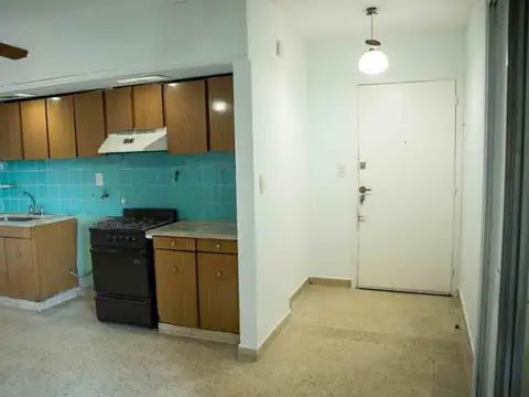 Departamento en Alquiler en Parque Patricios, $ 560.000