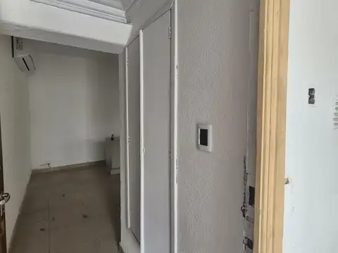 Oficina en Alquiler en Parque Chacabuco, USD 700