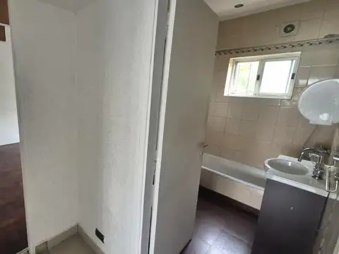 Oficina en Alquiler 60 años