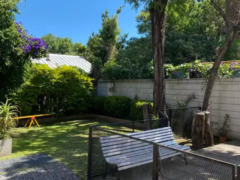 Casa 3 ambientes con 2 baños