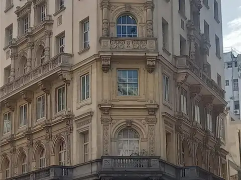 Oficina en Alquiler 80 años