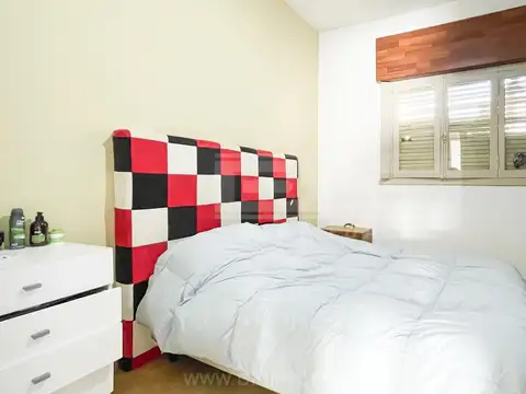 Virrey Vertiz al 1300 entre Perito Moreno y Cespedes